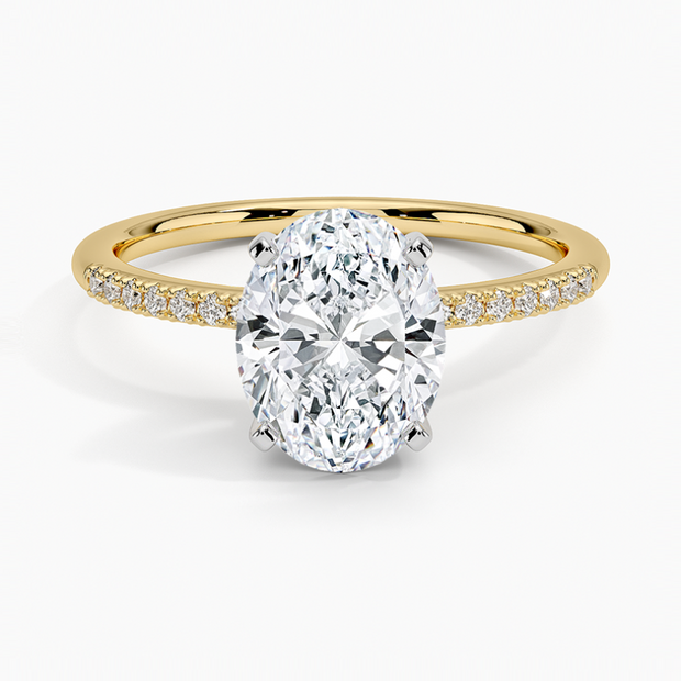 PAVÉ OVAL DIAMOND RING