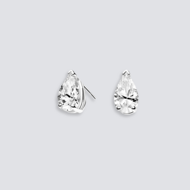 CLASSIC PEAR DIAMOND STUDS